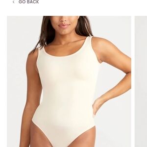 Yummie Seamless Scoop Neck Shapewear Bodysuit — Cream